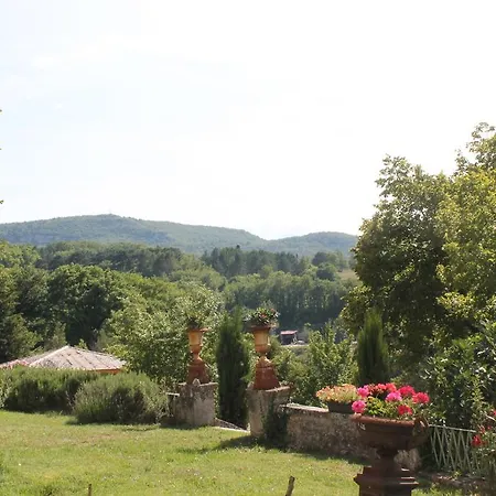 Chateau De Peyrolles * Апт
