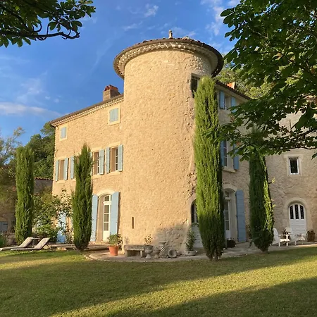Chateau De Peyrolles Апт