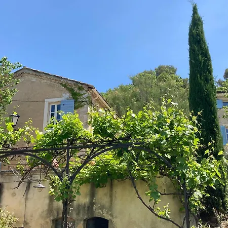 Chateau De Peyrolles Дом отдыха *